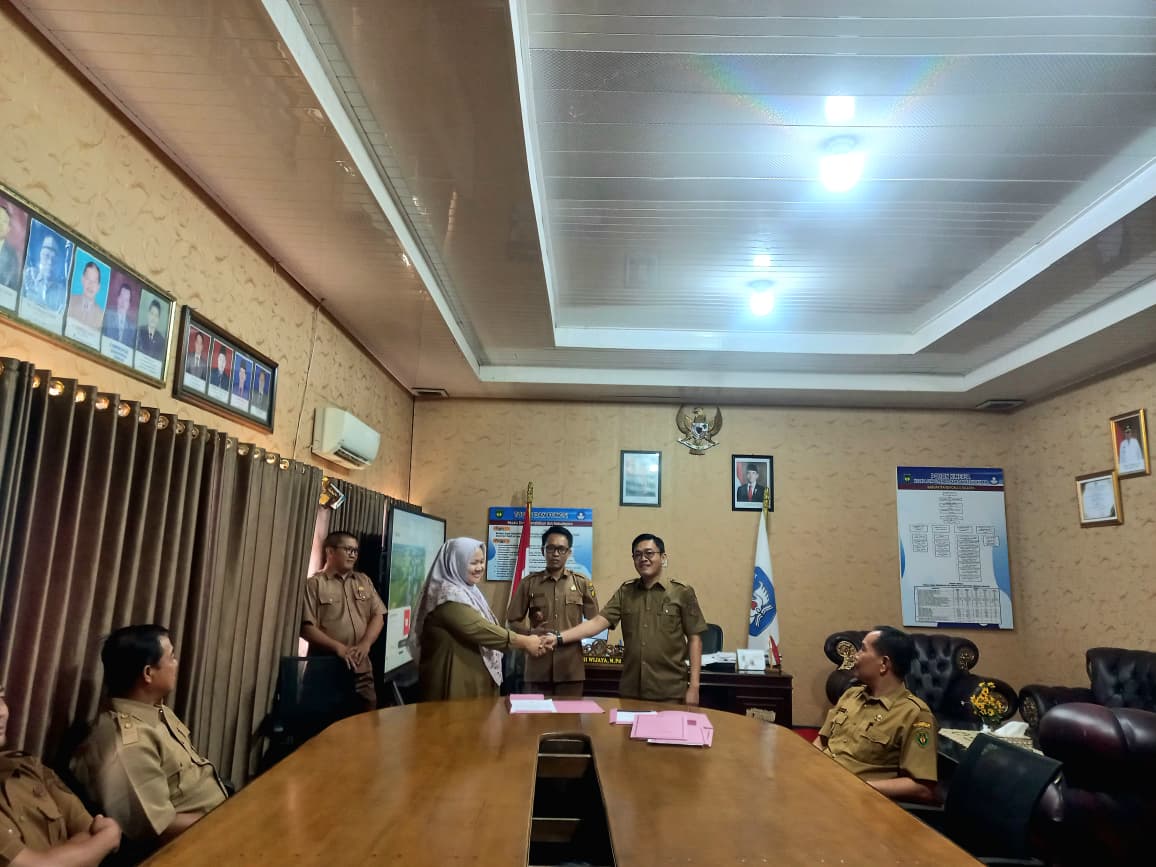 serah-terima-jabatan-berlangsung-khidmat-di-lingkungan-disdikbud-bengkulu-selatan