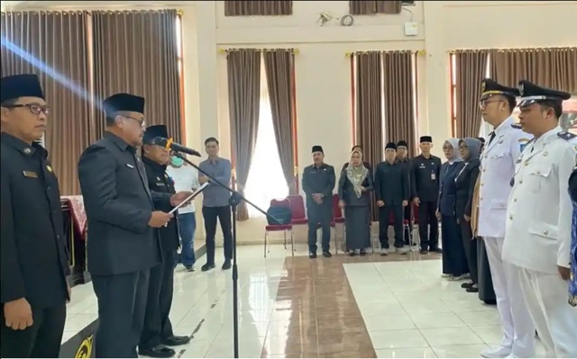 serah-terima-jabatan-berlangsung-khidmat-di-lingkungan-disdikbud-bengkulu-selatan