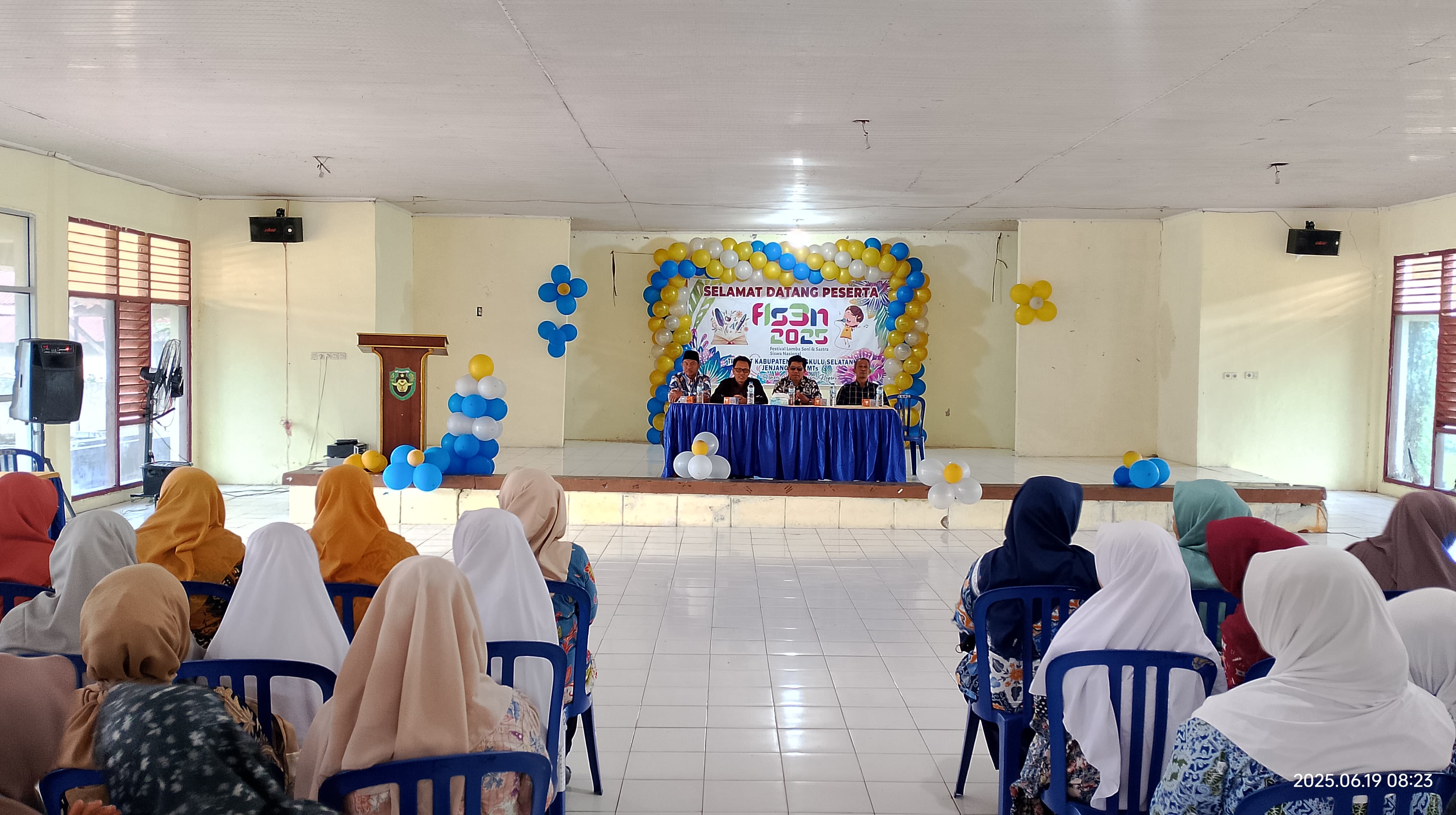 festival-lomba-seni-dan-sastra-siswa-nasional-tingkat-kabupaten-bengkulu-selatan-jenjang-smpmts